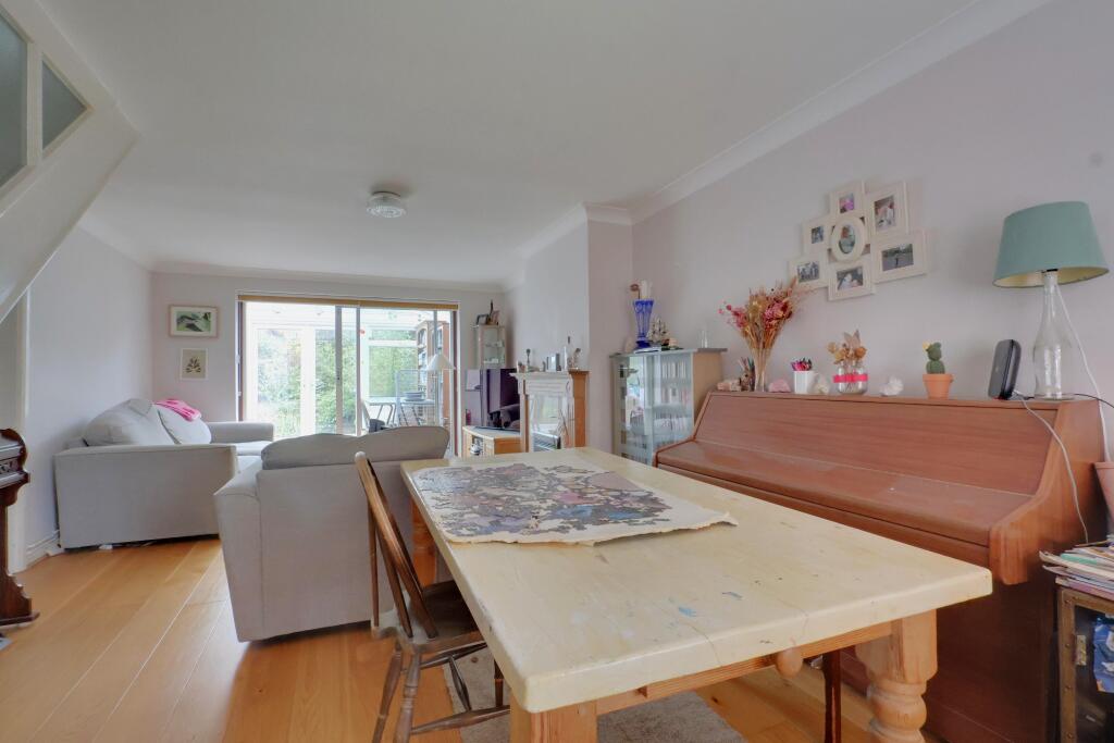 House in Havant, Warblington - View 4