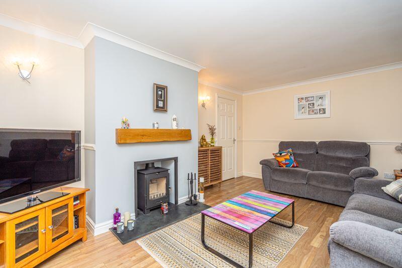 Greenacre Drive, Codsall, Wolverhampton photo 3