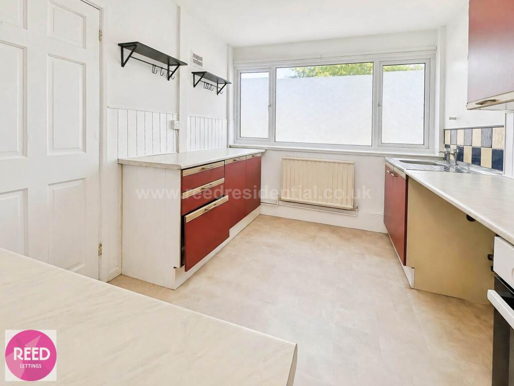 House in Southend-on-Sea - View 2