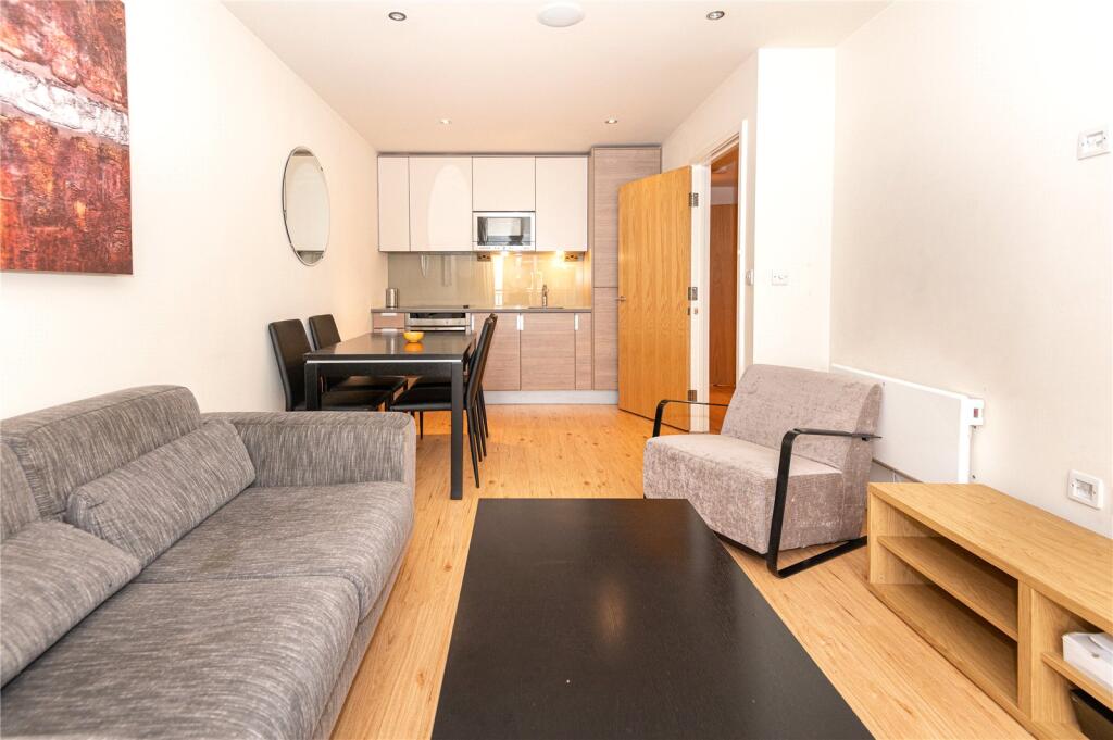 Apartment in London - View 3