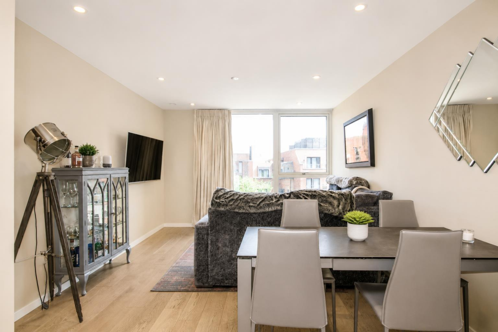 Apartment in London - View 2