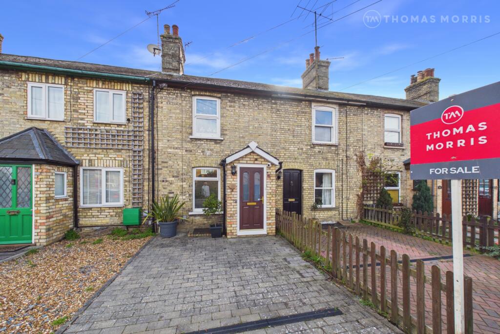 2-bed terraced on Orchard Road, Royston, Hertfordshire, SG8, £340,000