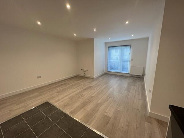 Apartment in Southampton - View 2