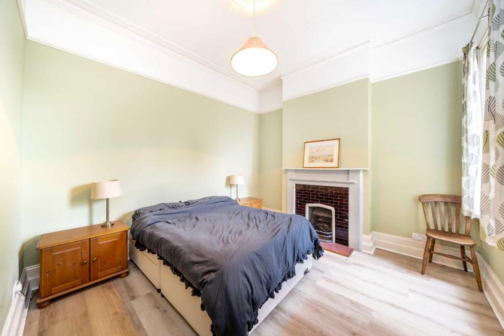 Apartment in London, Finchley - View 5