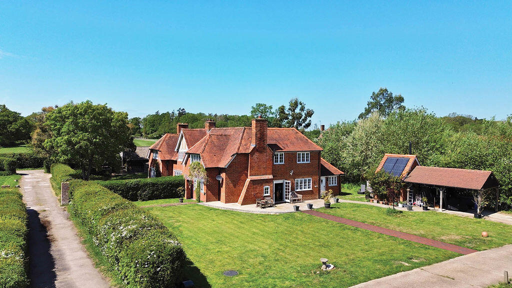 House in Basingstoke and Deane, Sherfield on Loddon - View 2