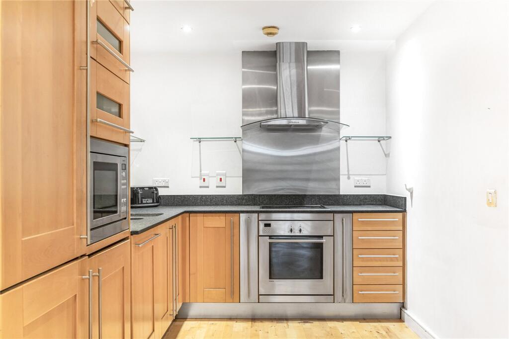 Apartment in London - View 5