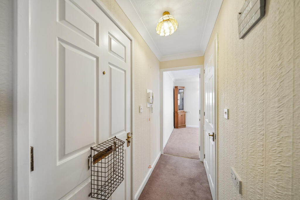 Apartment in Glasgow, Argyll and Bute - View 5