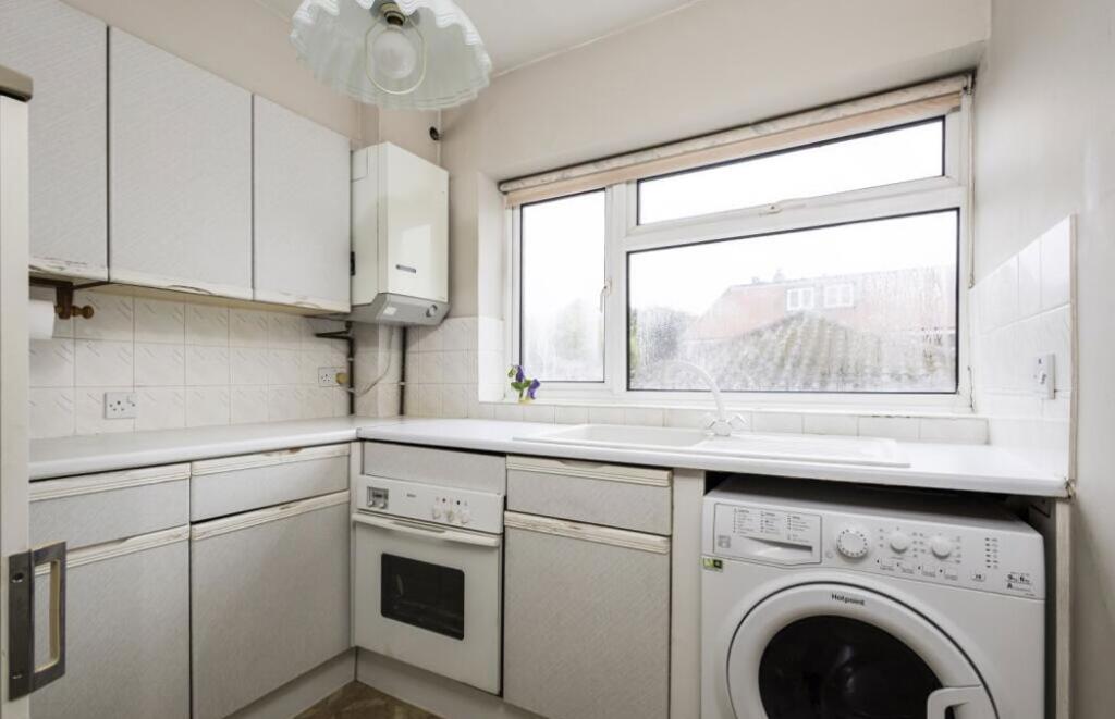 Apartment in London, Hendon - View 4
