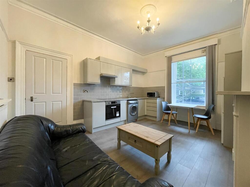 Main image of property: Flat 2, 9 Parkers Road, Sheffield