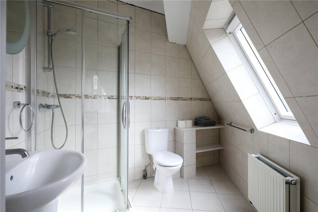 Apartment in London - More