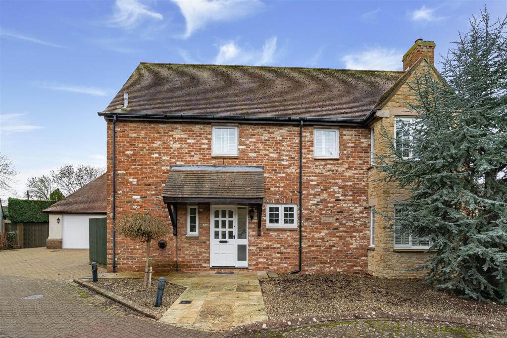 Main image of property: The Woodlands, Chesterton
