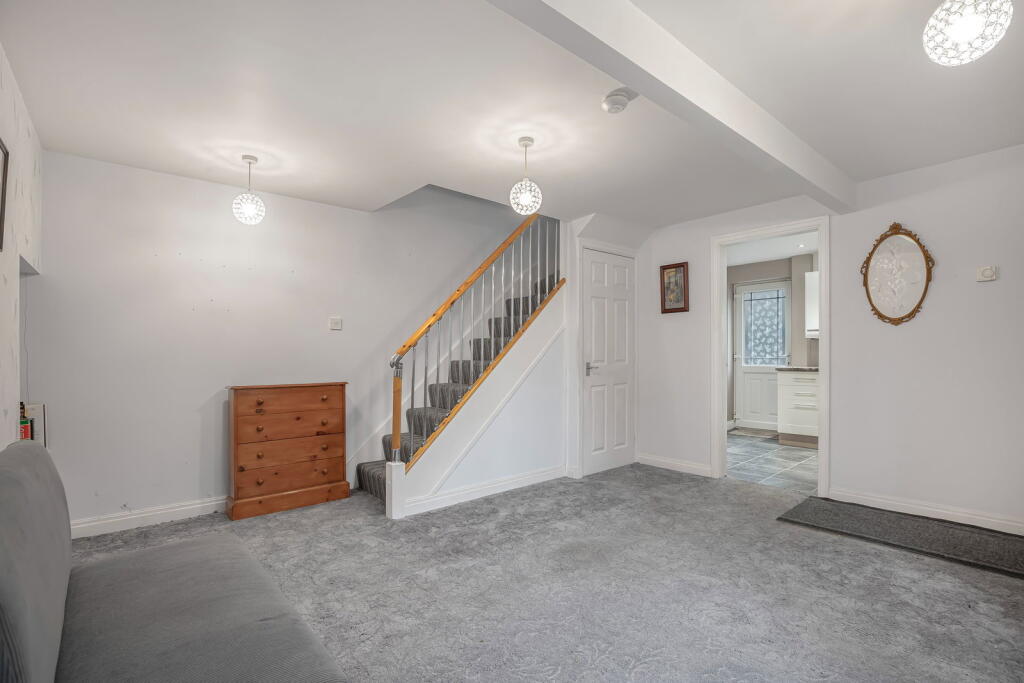 House in Bradford, Glusburn and Cross Hills - View 4