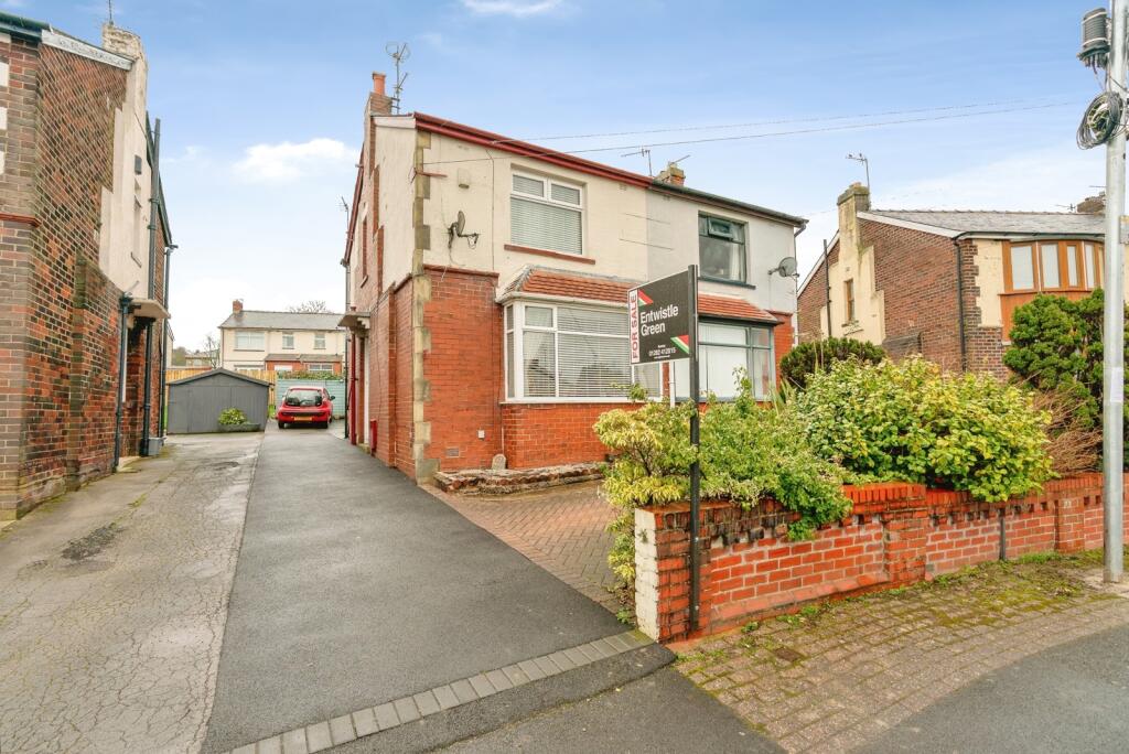 Main image of property: Leamington Avenue, Burnley, Lancashire, BB10