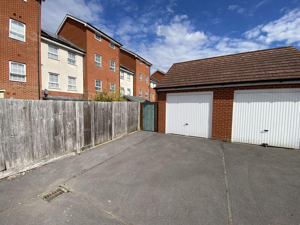 House in Southampton - View 4