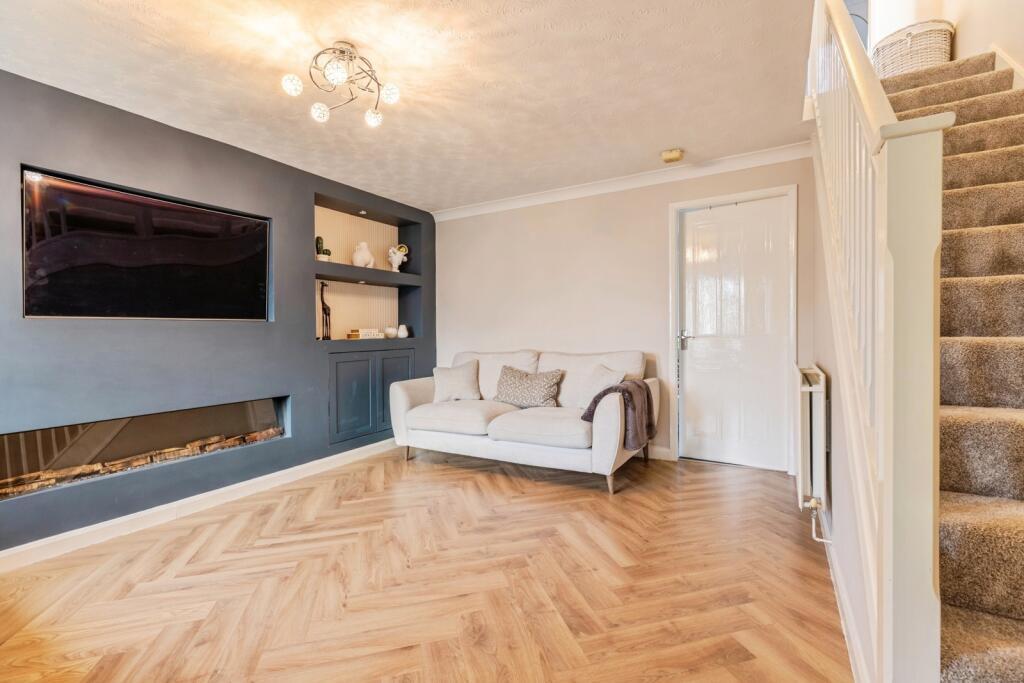 House in Rochdale, Greater Manchester - View 5