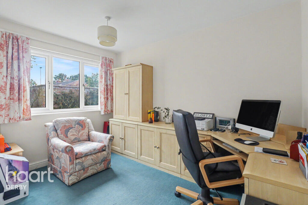 House in Derby, Spondon - More