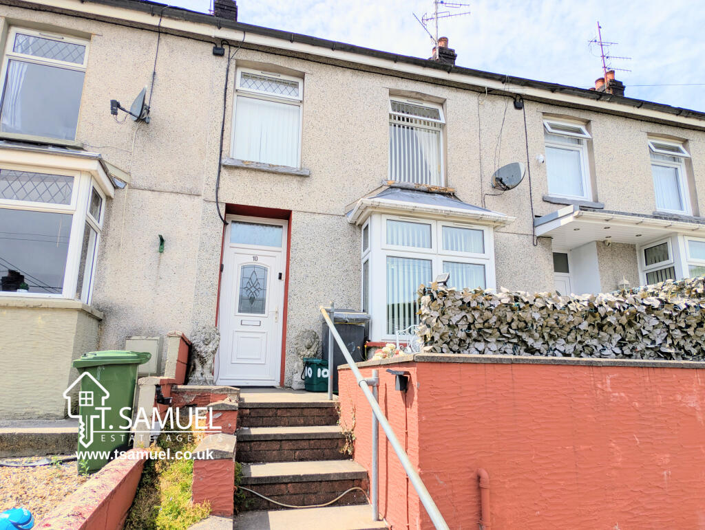 Main image of property: Harris Terrace, Penrhiwceiber, Mountain Ash, Rhondda Cynon Taf, CF45 3TP