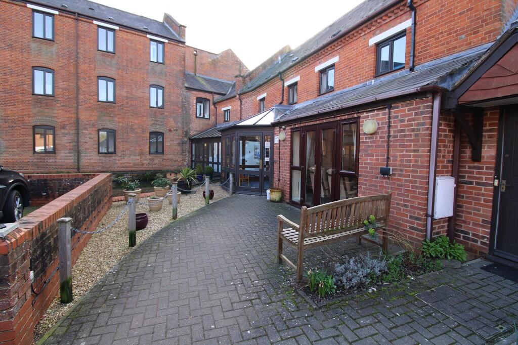 Main image of property: Town Mill, Overton RG25
