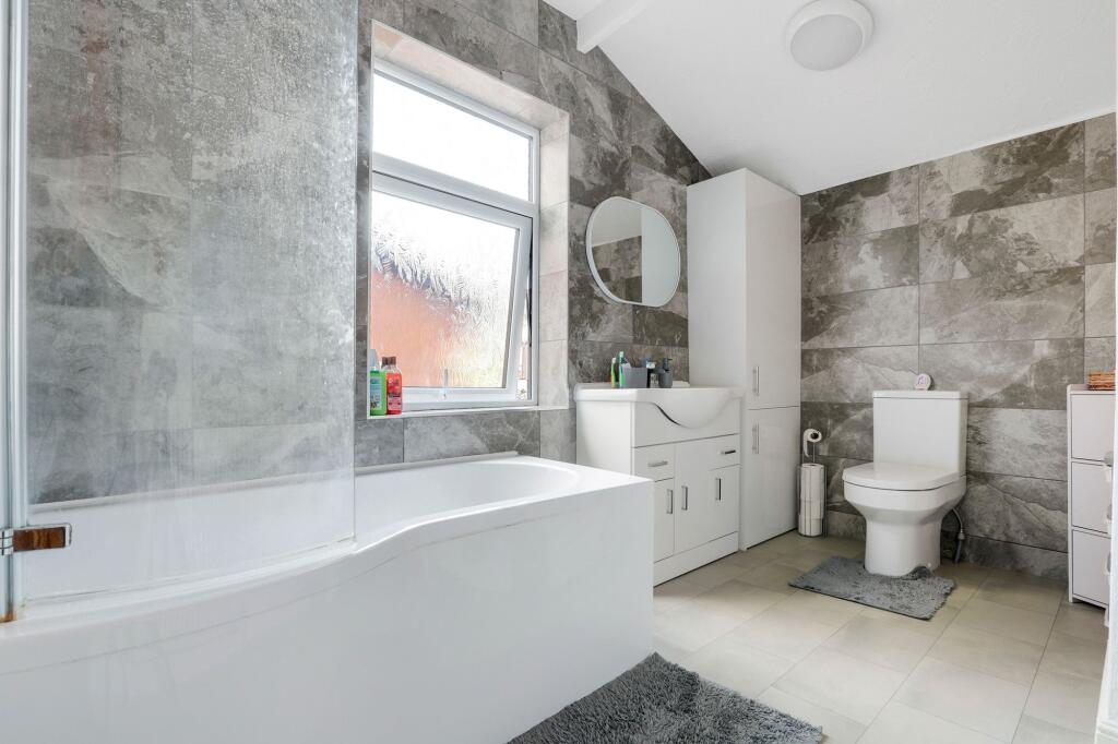 House in Nottingham, Washdyke, Hucknall - View 3