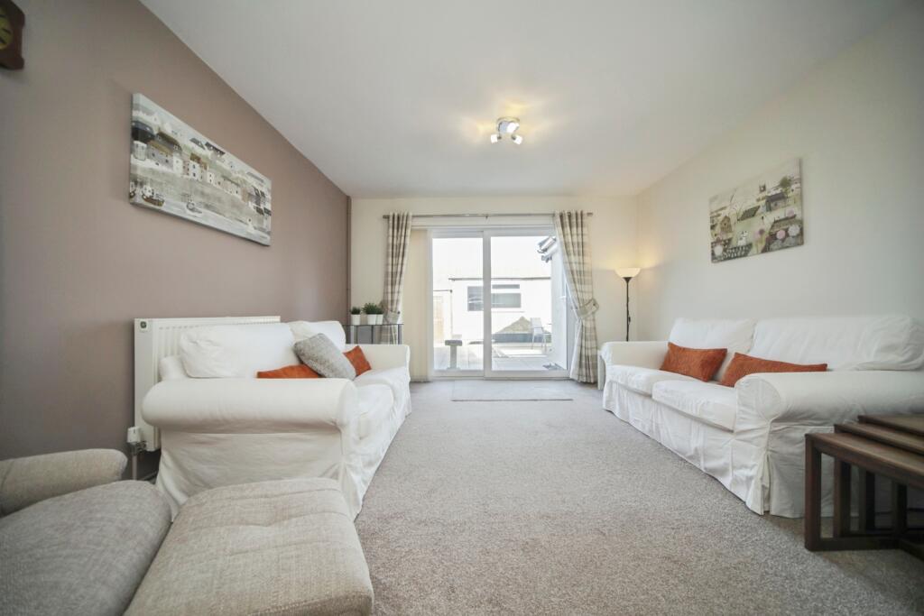House in Mid Suffolk, Stowmarket - View 2