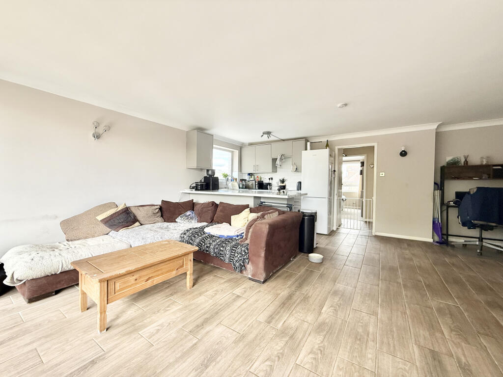 Riverside Road, West Moors, Ferndown, Dorset, BH22 photo 5