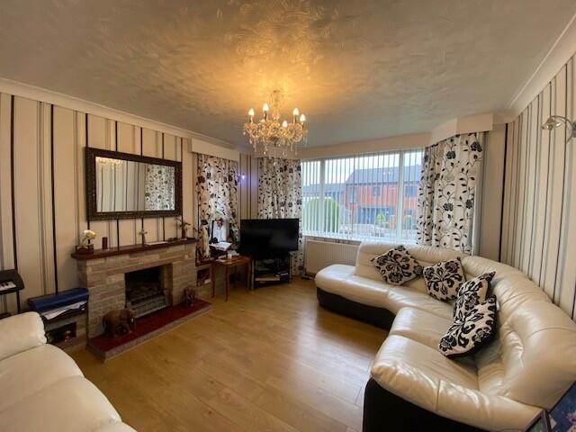 Main image of property: Double bedroom, Elm Park, Bristol