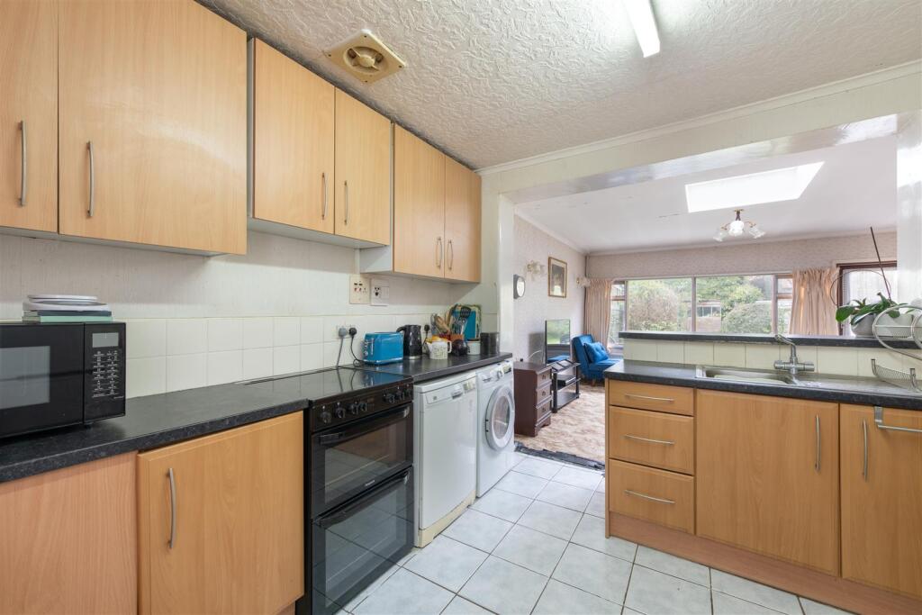 House in London - View 5