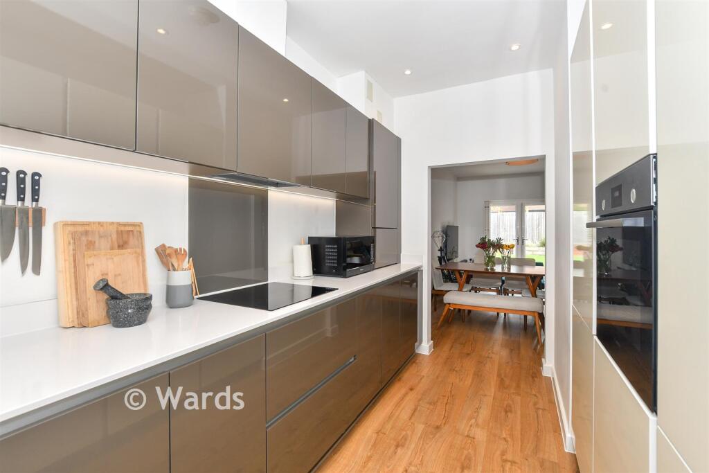 House in Tonbridge - View 3