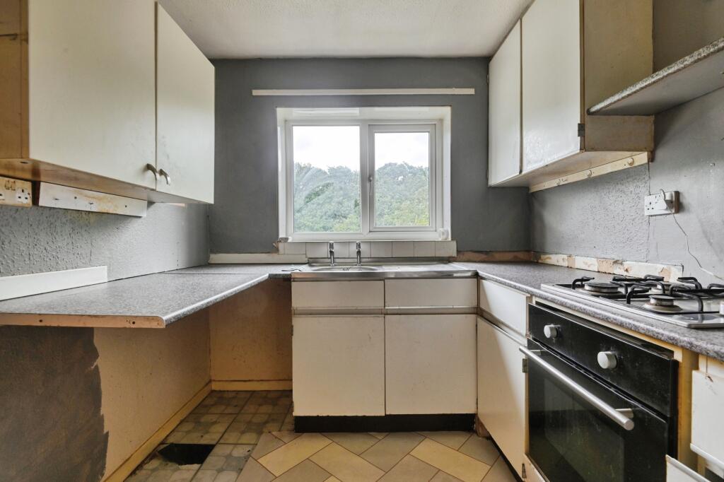 Gloucester Way, Birmingham, B37 - View 6