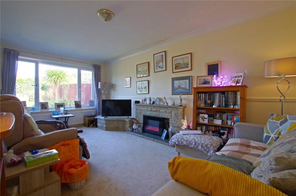 Watkinson Close, Preston, East Yorkshire, HU12 photo 3