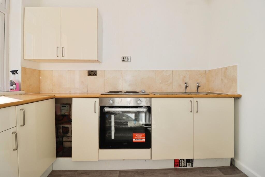 Apartment in Bristol - View 4