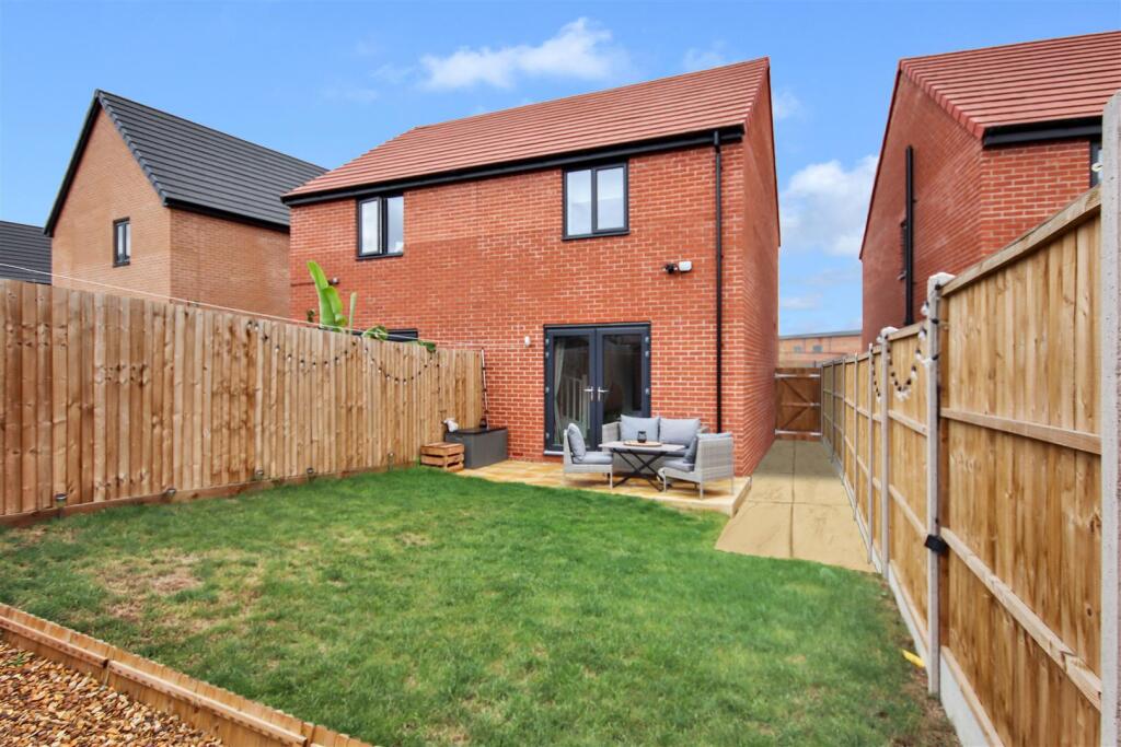 NN8 Mostyn Street, Wellingborough photo 4