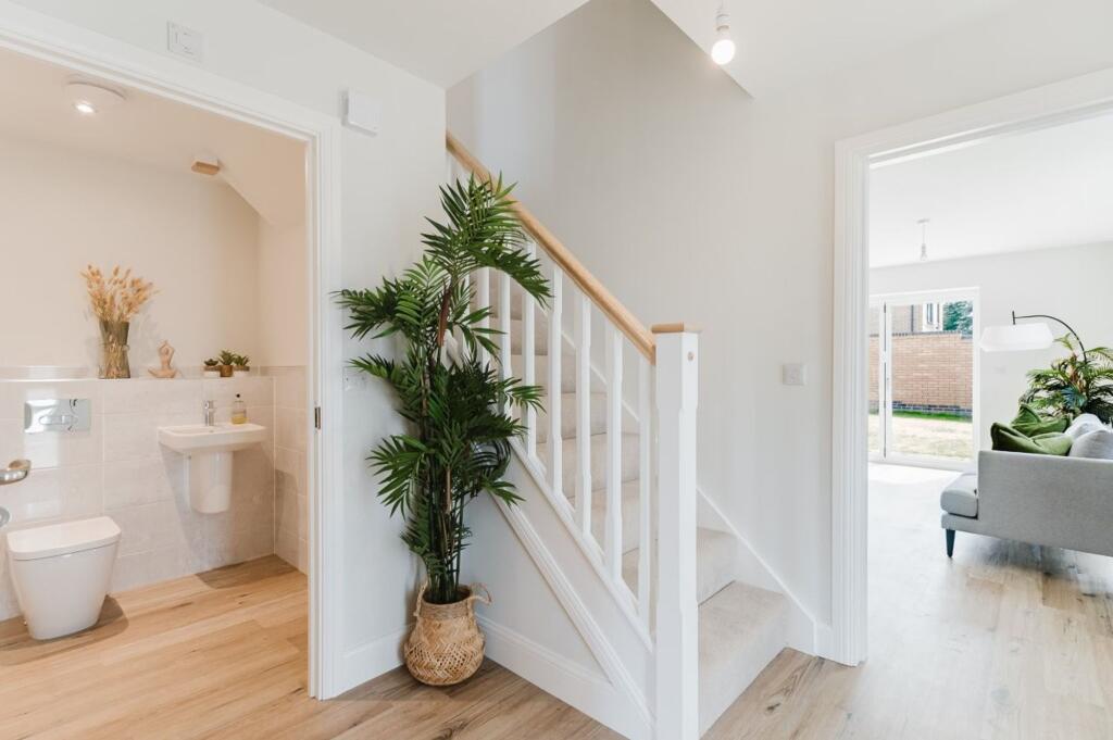 House in Nottingham - View 5