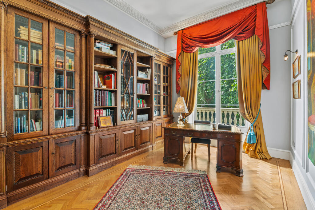 Apartment in London - View 3