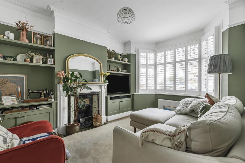 Main image of property: Rosslyn Avenue, Barnes, London, SW13