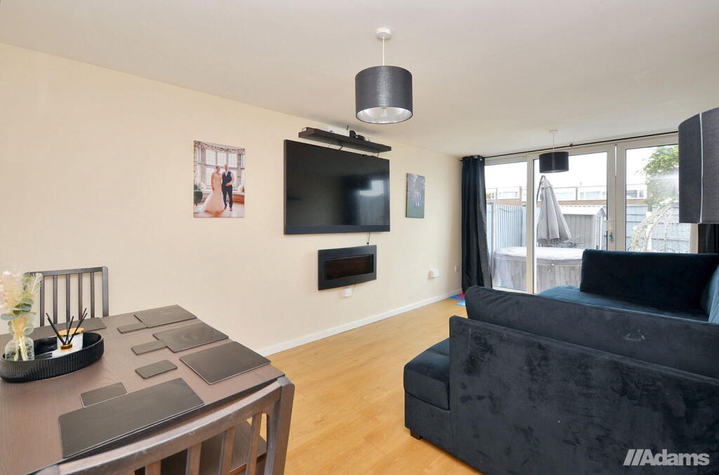 Cotton Lane, Runcorn **TENANT IN SITU** photo 2