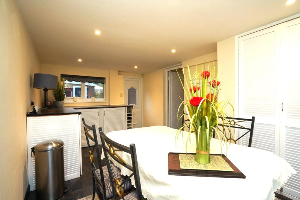 House in Doncaster, South Yorkshire - View 3