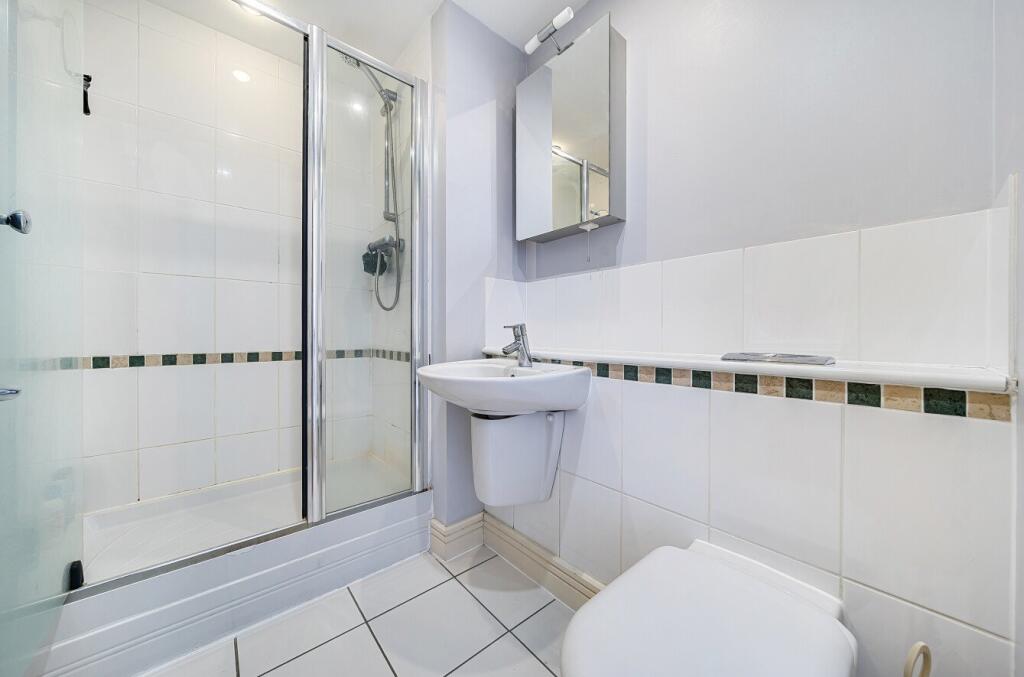 Apartment in Portsmouth - More