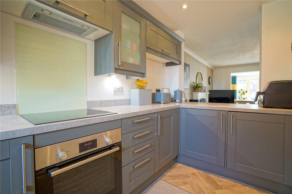 House in Sheffield - View 5
