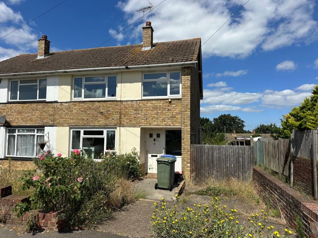 Main image of property: 78 Chaffes Lane, Upchurch, Sittingbourne, Kent, ME9 7BH