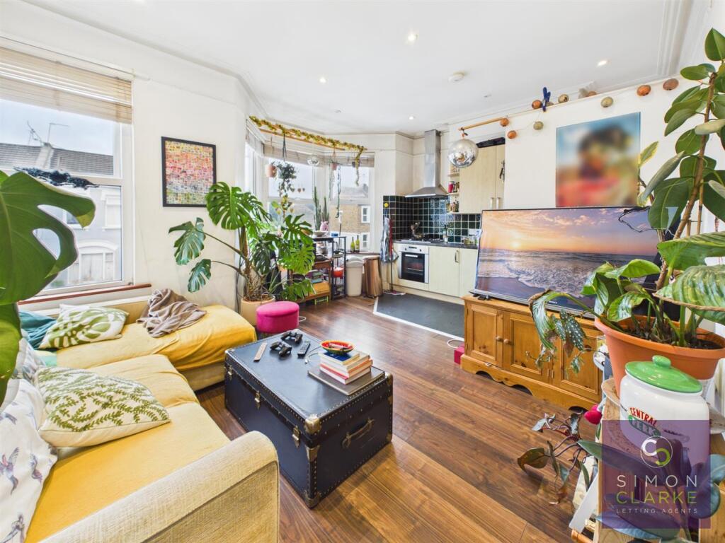 Main image of property: Wightman Road, Haringey,N8