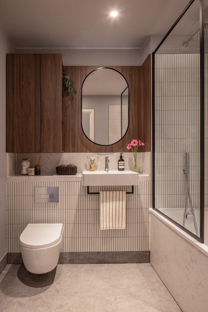 Main image of property: Ferry Island Related Argent, N17