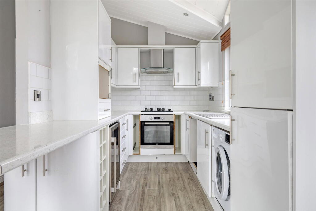 Roydon Marina Village, Roydon - View 5