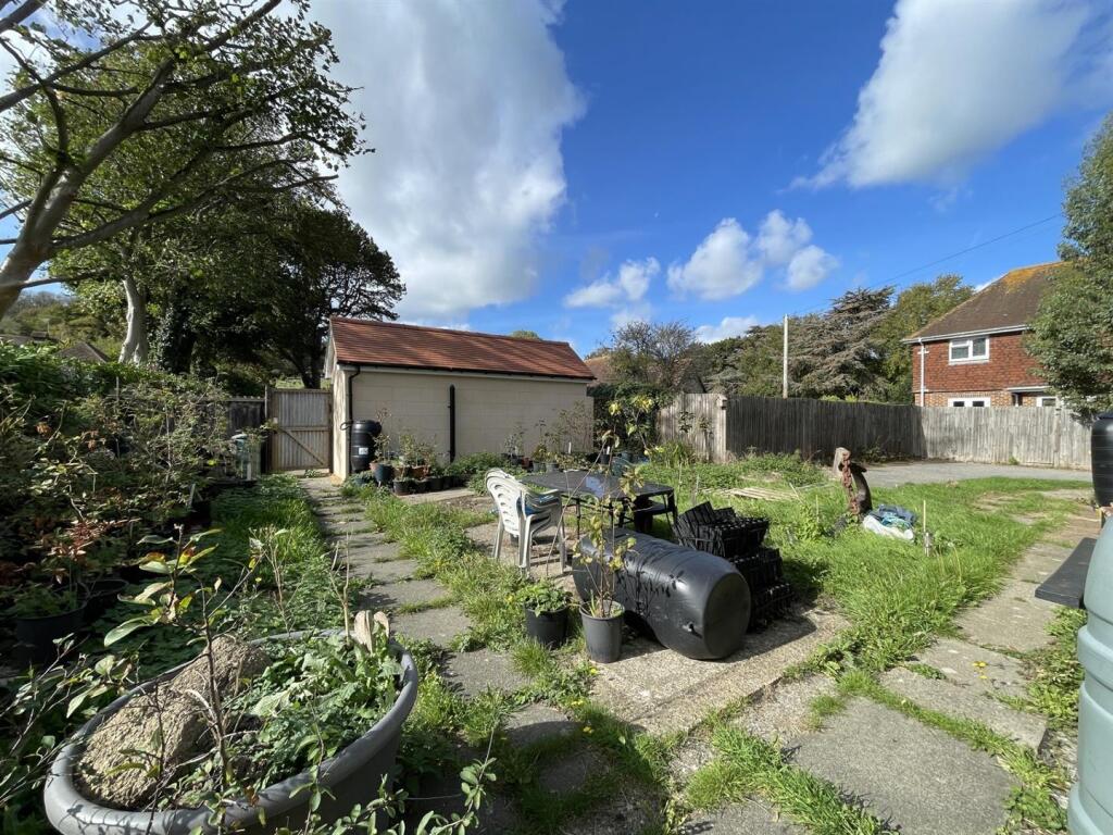 Lewes Road, Newhaven photo 3