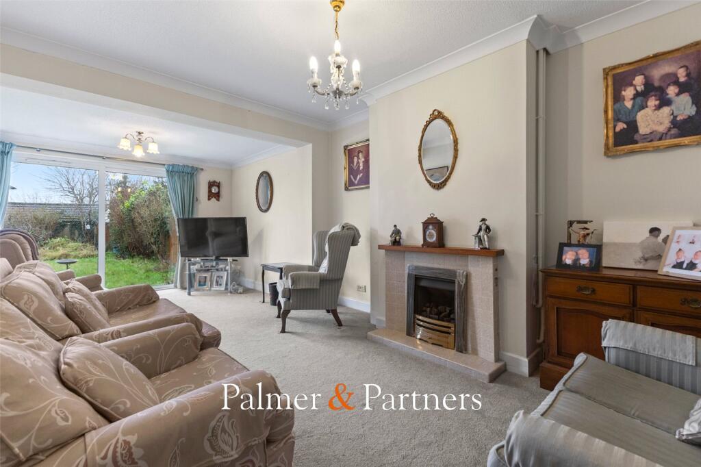 Mersea Road, Colchester, Essex, CO2 photo 3