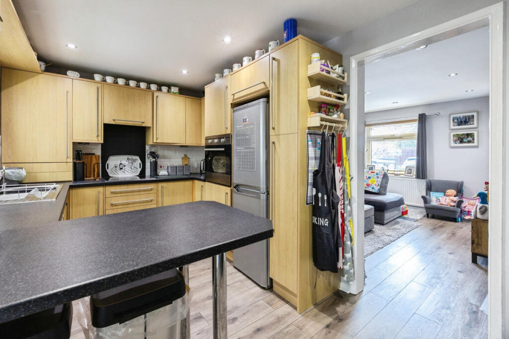 House in Tonbridge - More