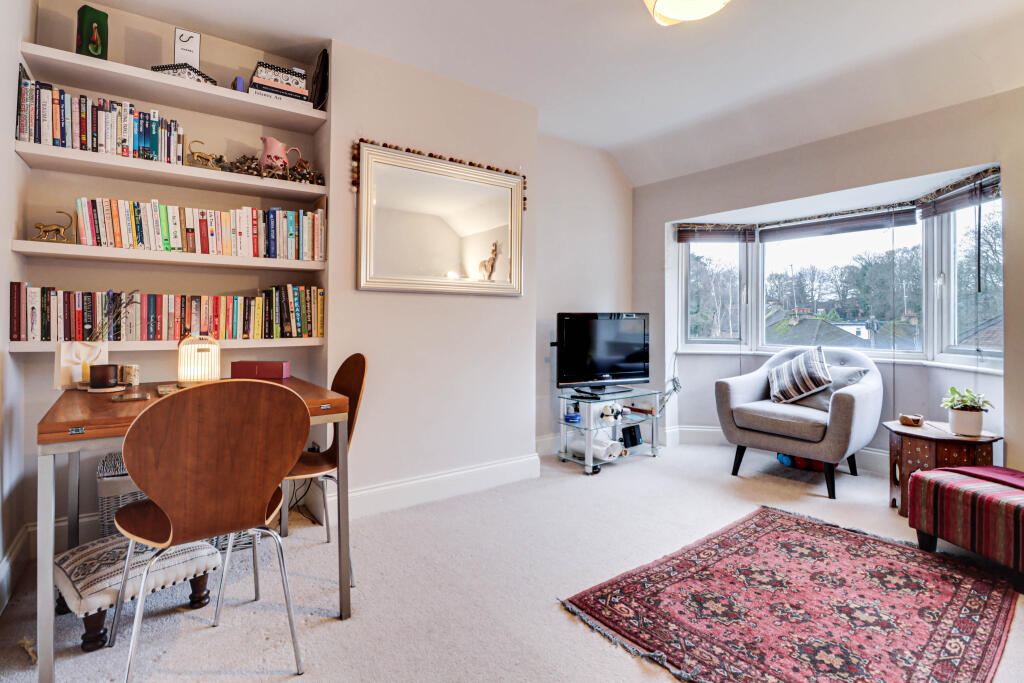 Main image of property: Kenton Gardens, St. Albans, Hertfordshire, AL1