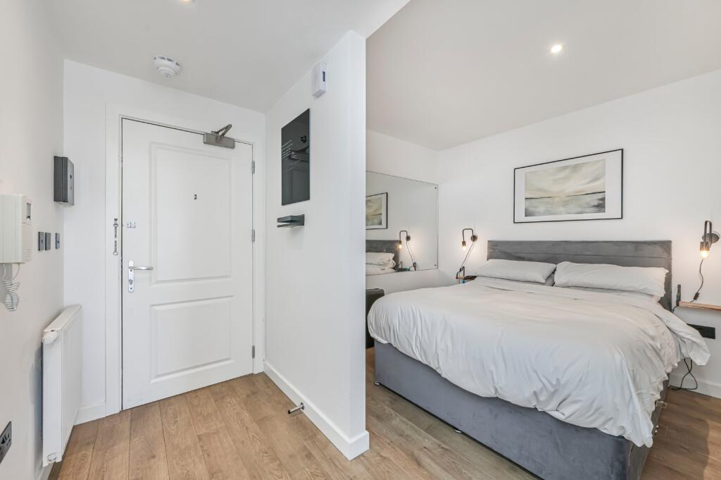 Apartment in London - View 4