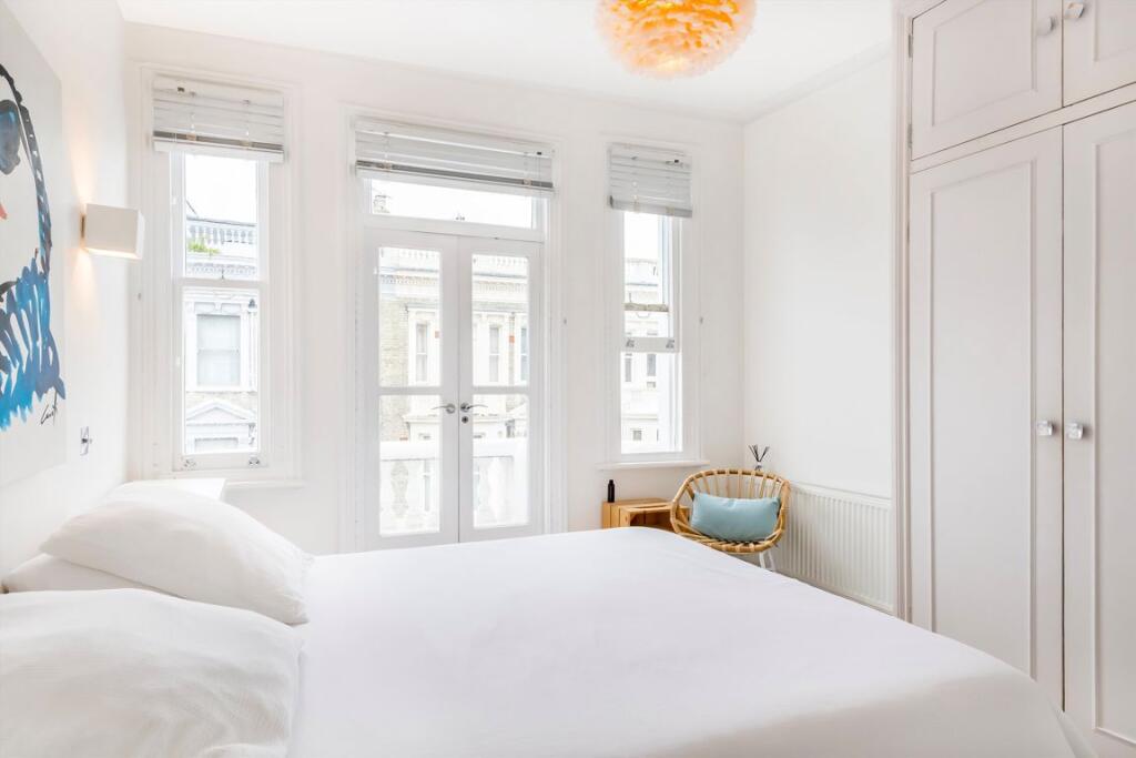 Apartment in London - View 5