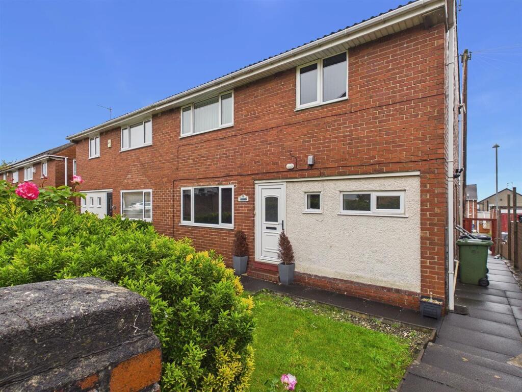 Main image of property: Oakwood, Gateshead